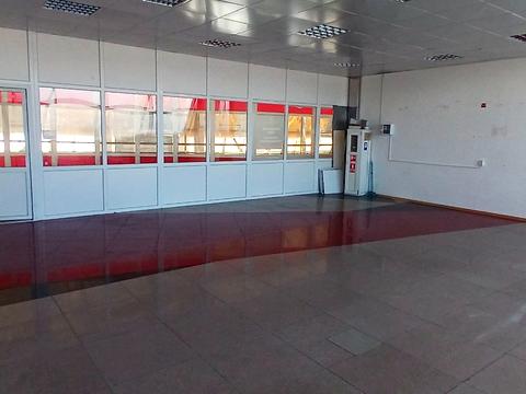 комерційна за адресою Вадима Гетьмана вул., 48а