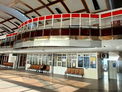 комерційна за адресою Вадима Гетьмана вул., 48а