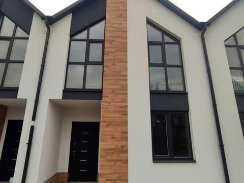 будинок за адресою Вокзальна вул., 136г