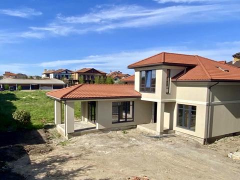 будинок за адресою Коралова вул.