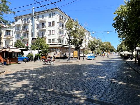 квартира за адресою Дерибасівська вул., 20