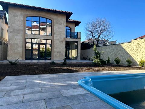 будинок за адресою Рівності пров.