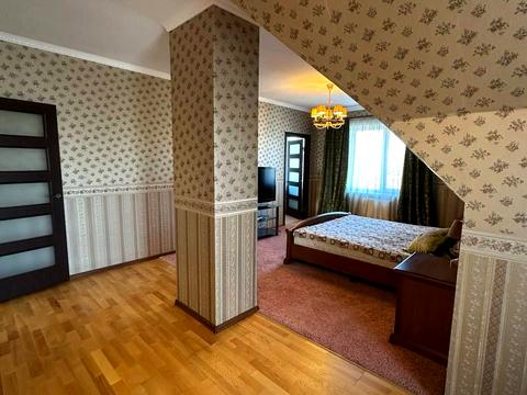 будинок за адресою Франка, 19Б