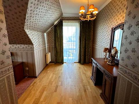 будинок за адресою Франка, 19Б