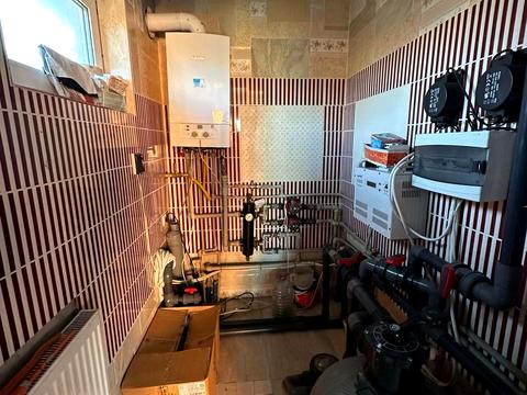 будинок за адресою Франка, 19Б