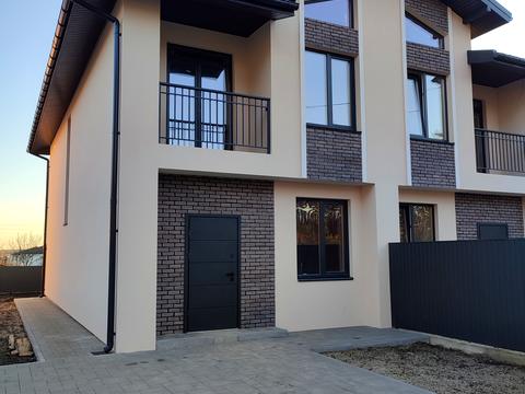 будинок за адресою Незалежності