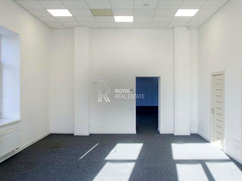 коммерческая по адресу Елены Телиги ул., 6