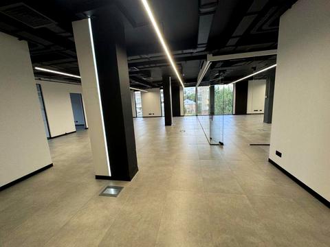 комерційна за адресою Красилівська вул., 9