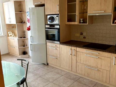 квартира за адресою Київ, Бориса Гмирі вул., 1