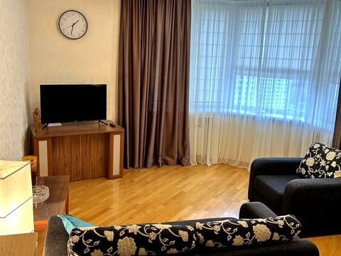 квартира за адресою Київ, Бориса Гмирі вул., 1