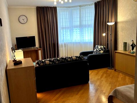 квартира по адресу Бориса Гмыри ул., 1