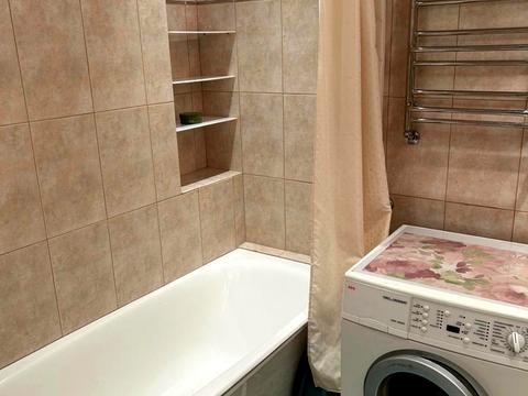 квартира за адресою Київ, Бориса Гмирі вул., 1