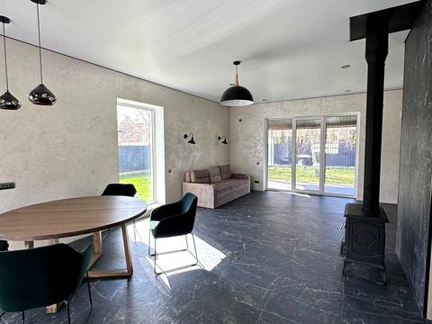 дом по адресу київська