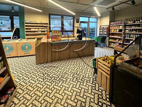 комерційна за адресою Голосіївський просп. (40-річчя Жовтня), 60