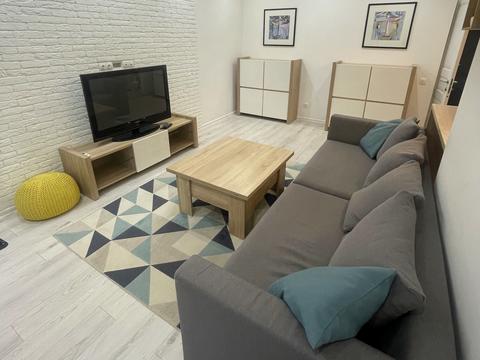 квартира по адресу Богдановская ул., 7-Б