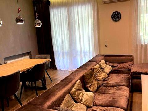 дом по адресу Яблунева