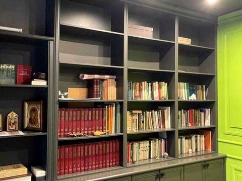 дом по адресу Яблунева