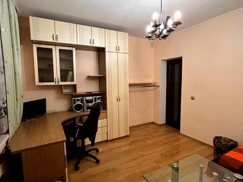 будинок за адресою Бескидська вул., 10