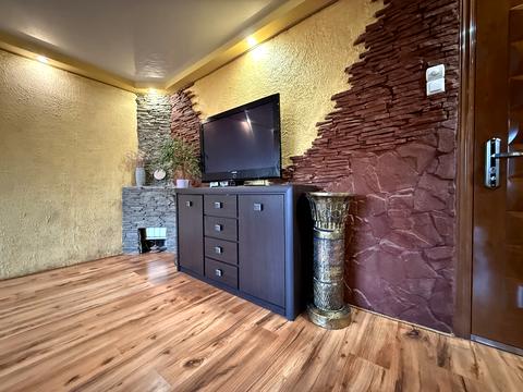 квартира за адресою житловий масив Тополя-3 вул., 49