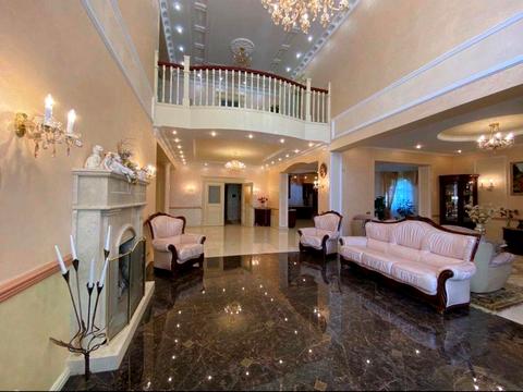 будинок за адресою Грушевського вул.