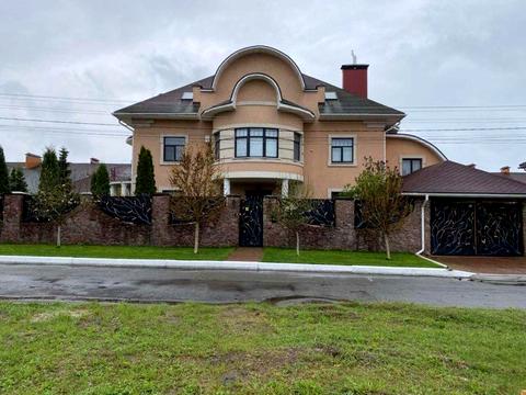 будинок за адресою Грушевського вул.