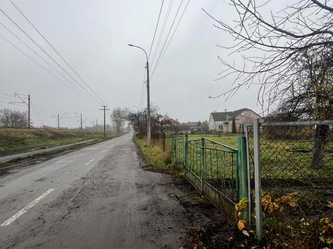 ділянка за адресою Малорівненська вул.