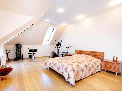 дом по адресу Киевский пер.