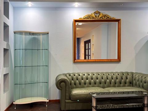 комерційна за адресою Раїси Окіпної вул., 4-А