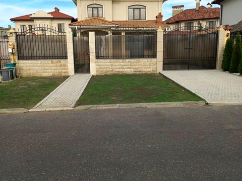 будинок за адресою Берегова вул.