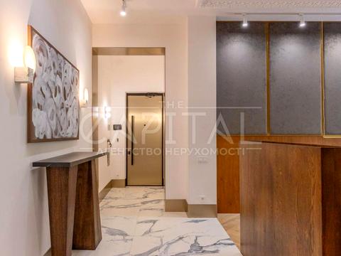 комерційна за адресою В'ячеслава Липинського вул. (Чапаєва), 12