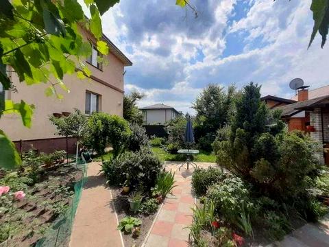 будинок за адресою Єдності вул.