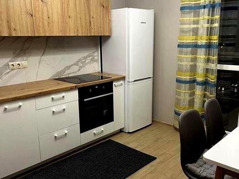 квартира за адресою Ревуцького вул., 40-В