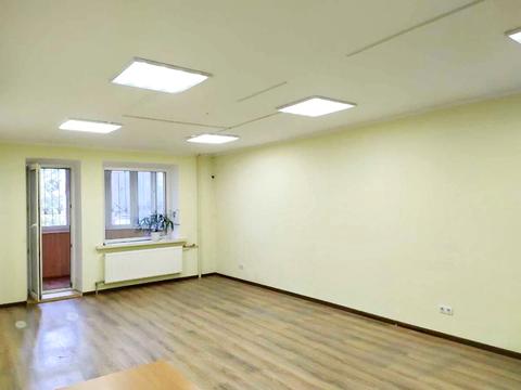 комерційна за адресою Георгія Тороповського вул. (Івана Дубового), 14