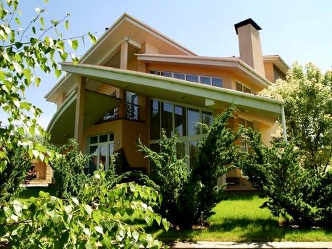 дом по адресу  ул.