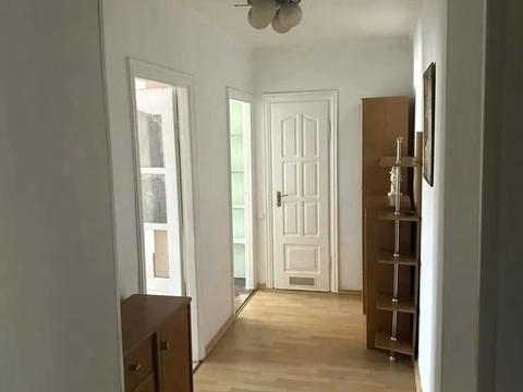 квартира за адресою Вагонна вул., 7