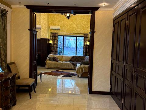 будинок за адресою Дніпровська