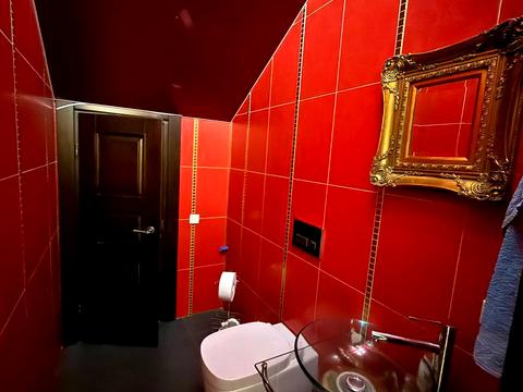 будинок за адресою Дніпровська