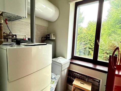 будинок за адресою Дніпровська