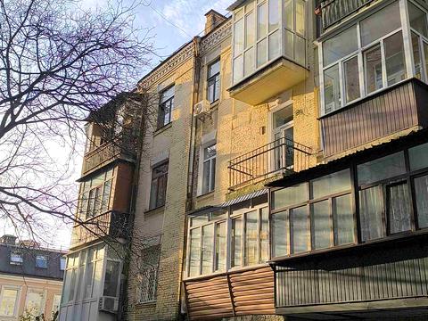 квартира за адресою Бульварно-Кудрявська вул. (Воровського), 8-А