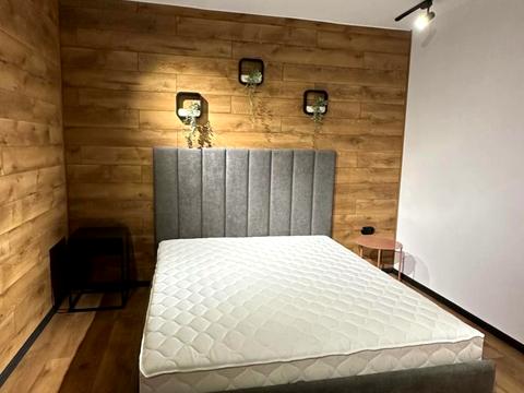 квартира за адресою Зоряна вул., 10