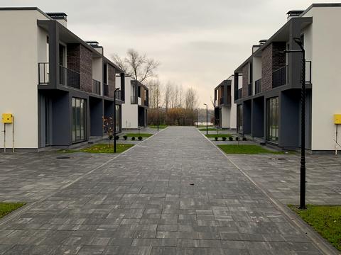 дом по адресу Приозерна