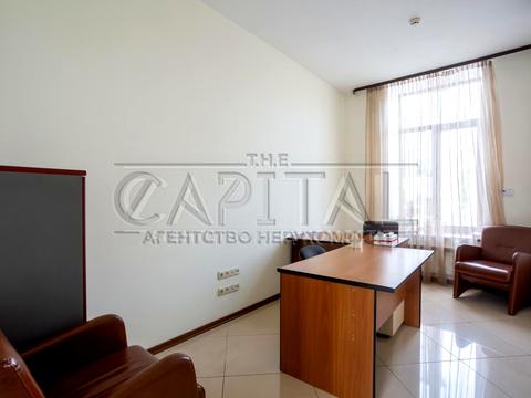 коммерческая по адресу Жилянская ул., 97