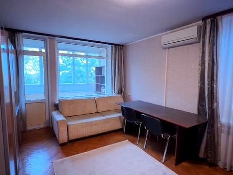 квартира за адресою Митрополита Андрея Шептицького вул. (Анатолія Луначарського), 7