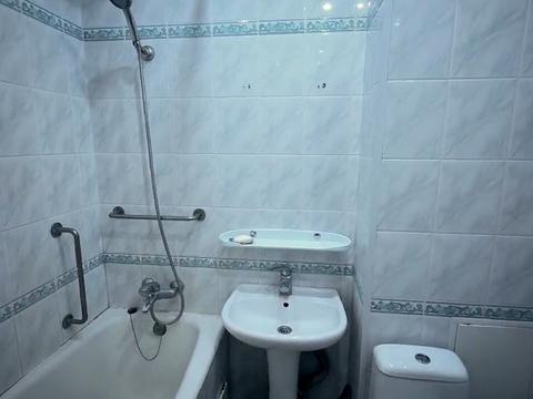 квартира за адресою Митрополита Андрея Шептицького вул. (Анатолія Луначарського), 7