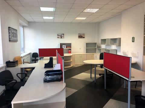 комерційна за адресою Молдовська вул. (Молдавська), 2