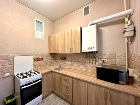 комерційна за адресою Адміральська вул., 17