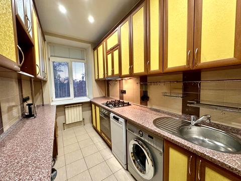 квартира по адресу Бугский бульв., 1