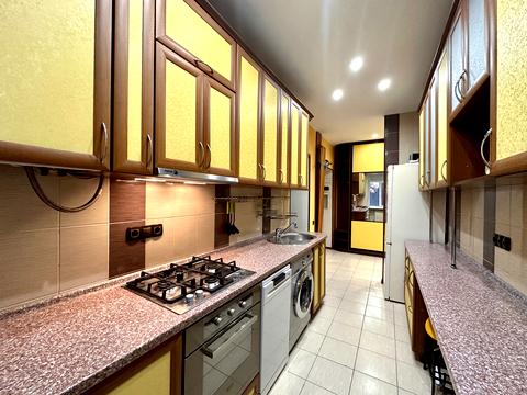 квартира по адресу Бугский бульв., 1