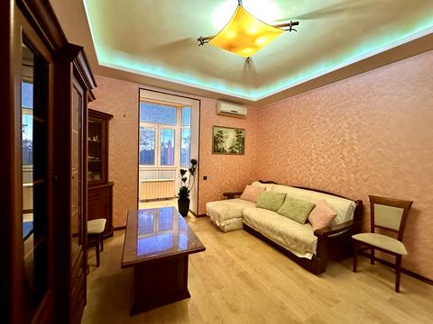 квартира по адресу Бугский бульв., 1