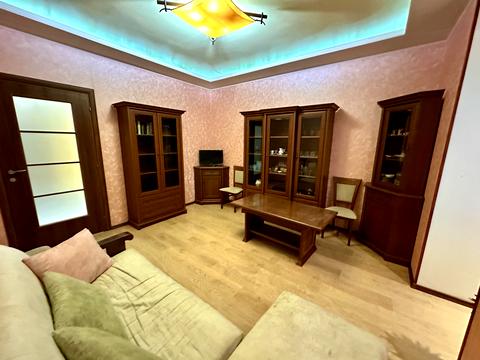 квартира по адресу Бугский бульв., 1